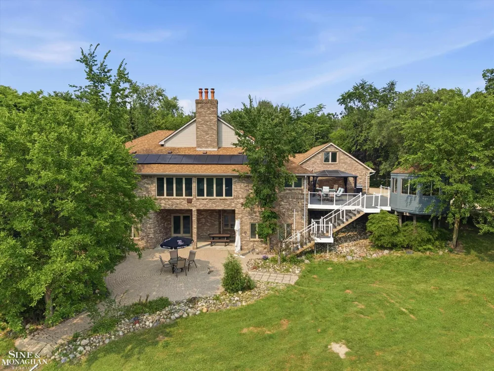 29988 Armada Ridge Road Road Richmond Township, MI 48062