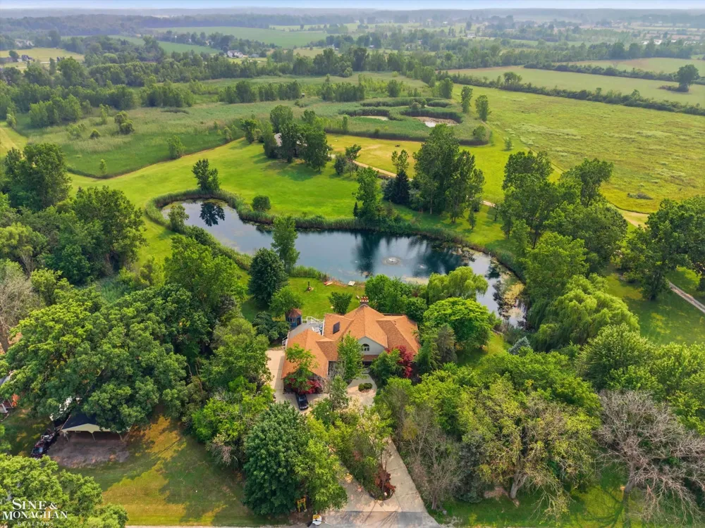 29988 Armada Ridge Road Road Richmond Township, MI 48062
