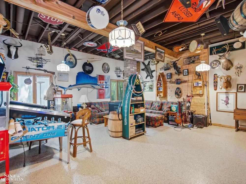 29988 Armada Ridge Road Road Richmond Township, MI 48062