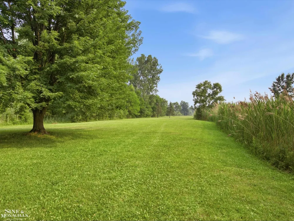 29988 Armada Ridge Road Road Richmond Township, MI 48062