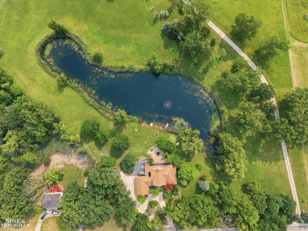 29988 Armada Ridge Road Road Richmond Township, MI 48062
