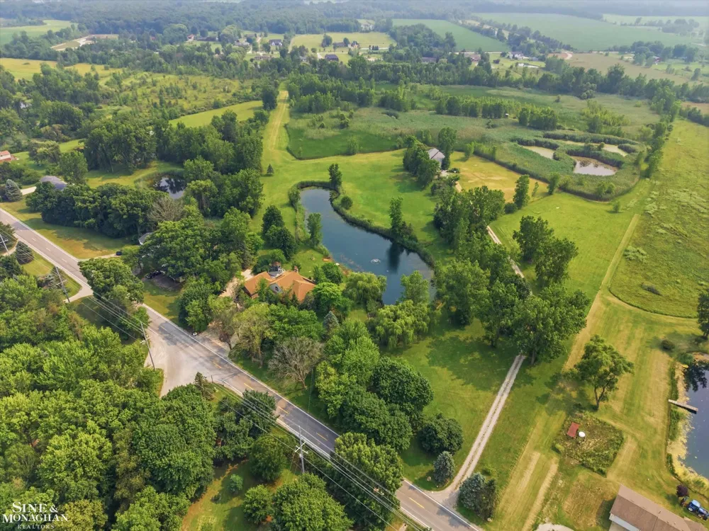 29988 Armada Ridge Road Road Richmond Township, MI 48062