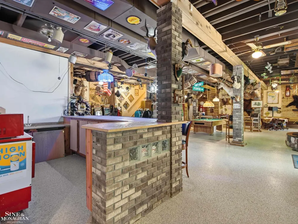 29988 Armada Ridge Road Road Richmond Township, MI 48062