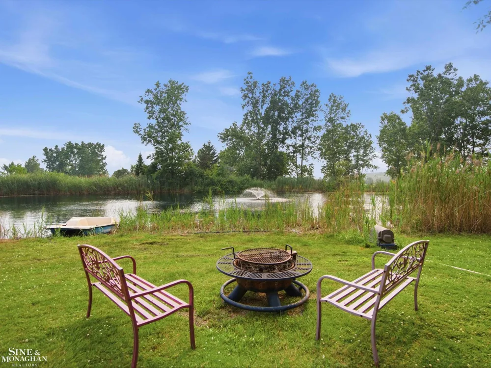 29988 Armada Ridge Road Road Richmond Township, MI 48062