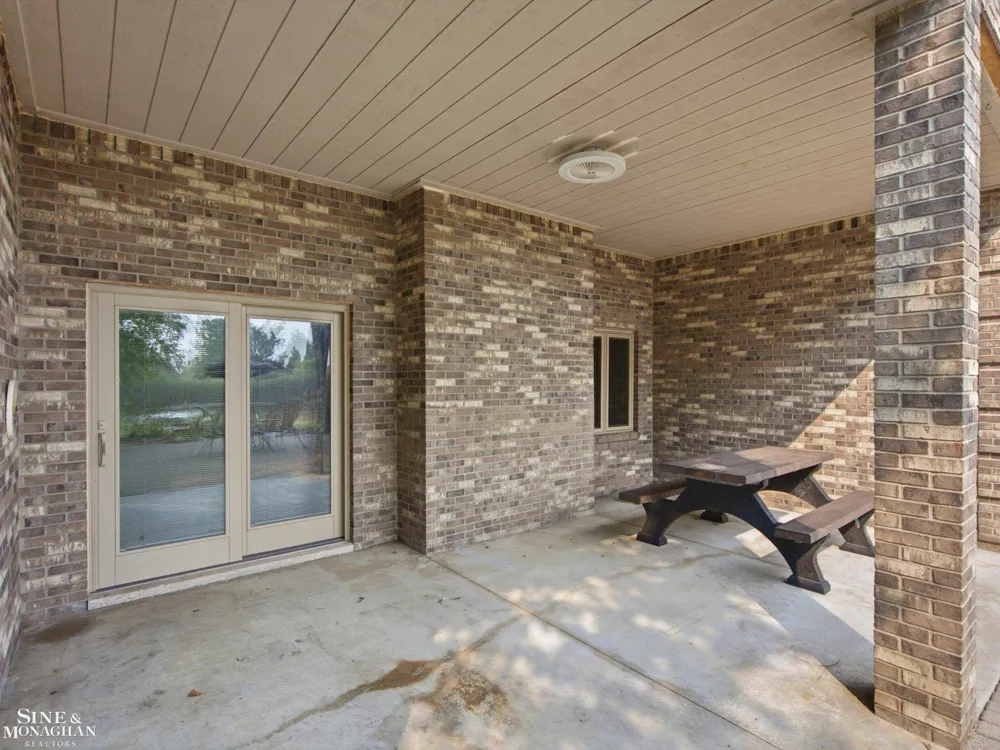 29988 Armada Ridge Road Road Richmond Township, MI 48062