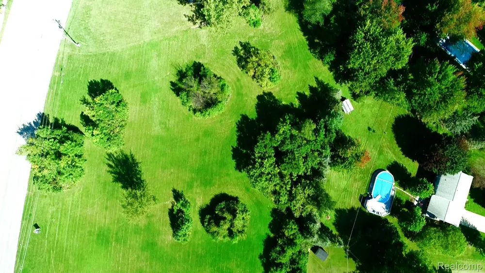 Holly Road Grand Blanc Charter Township, MI 48439