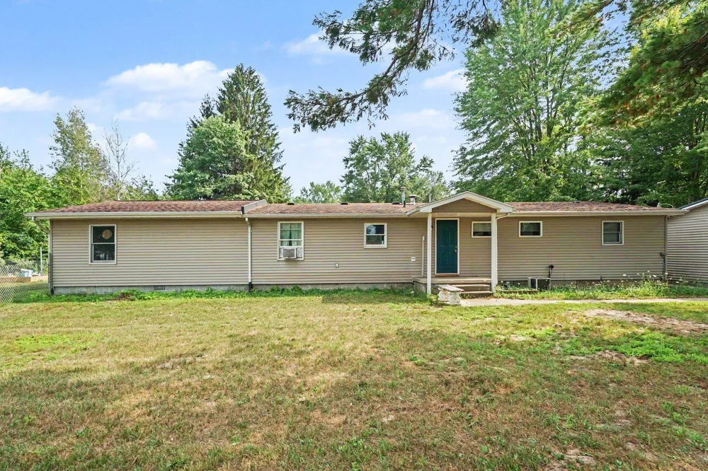 3989 S Foster Road Chippewa Township, MI 48858