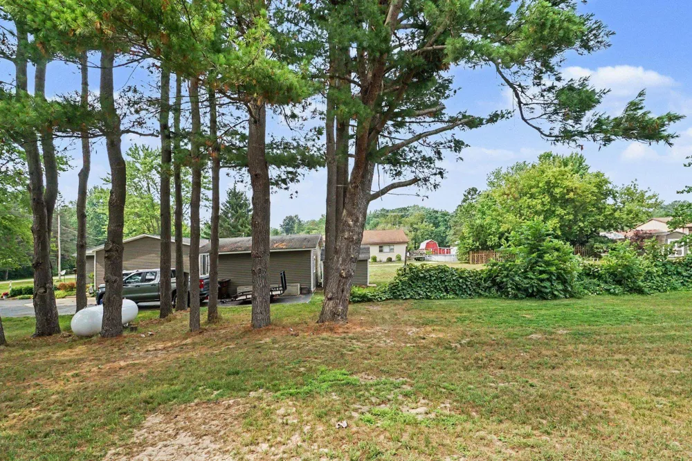 3989 S Foster Road Chippewa Township, MI 48858