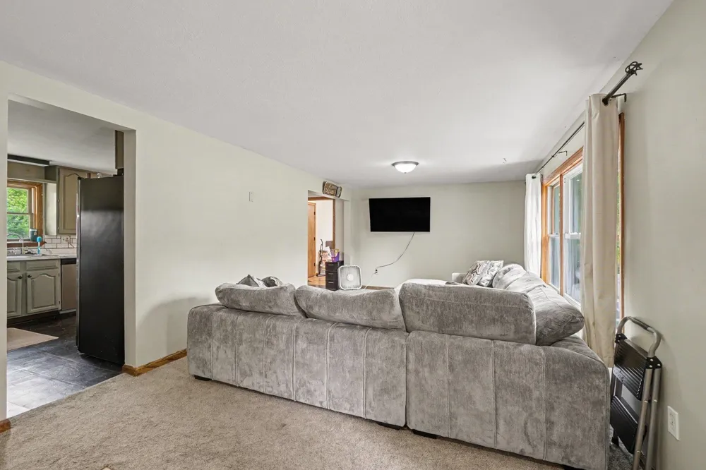 3989 S Foster Road Chippewa Township, MI 48858