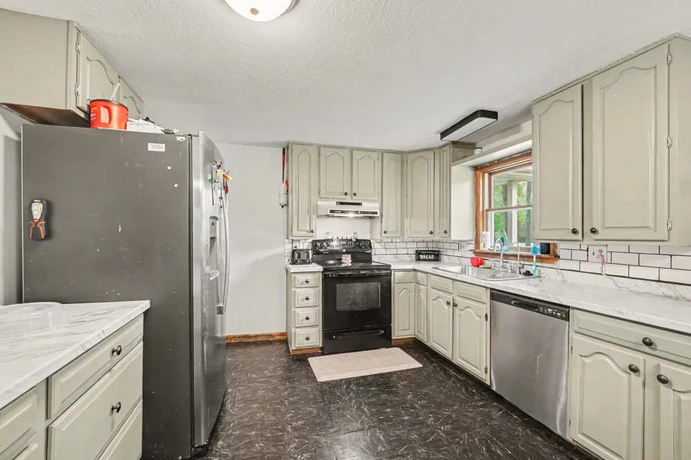 3989 S Foster Road Chippewa Township, MI 48858