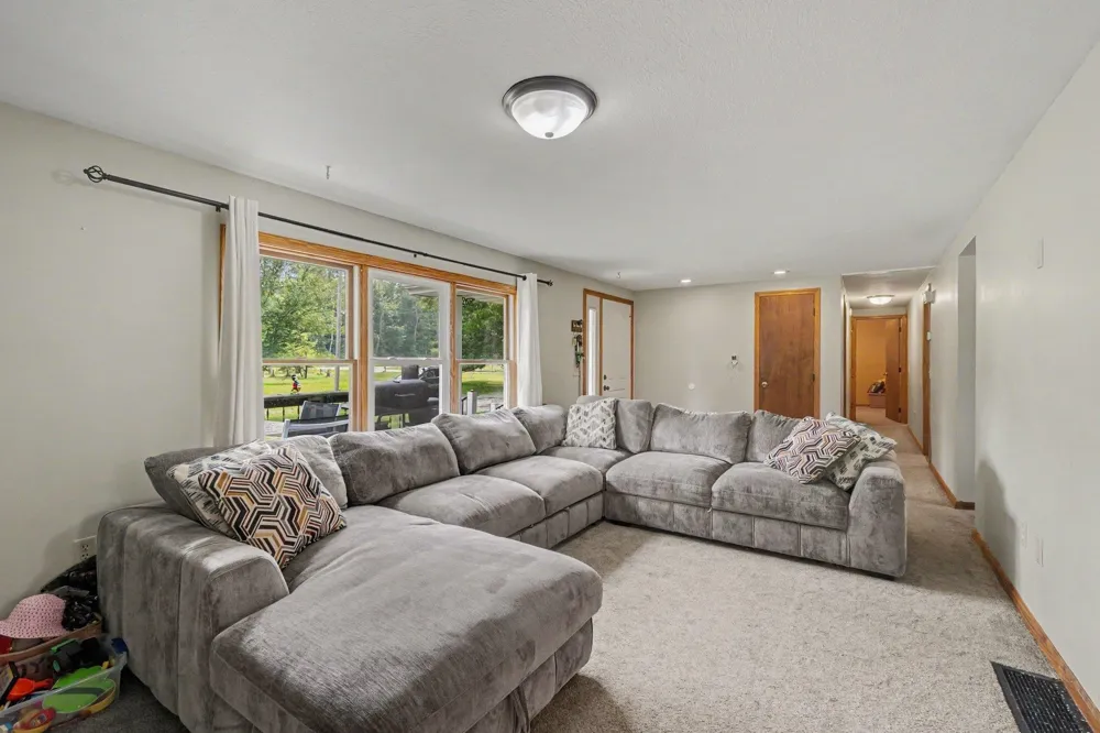 3989 S Foster Road Chippewa Township, MI 48858