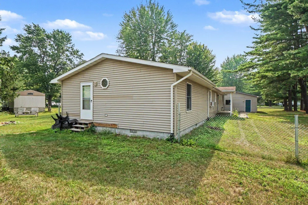 3989 S Foster Road Chippewa Township, MI 48858