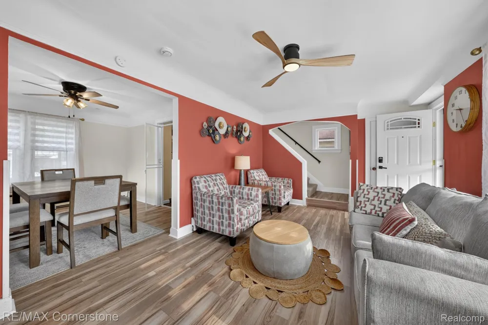 4040 Longtin Avenue Lincoln Park City, MI 48146