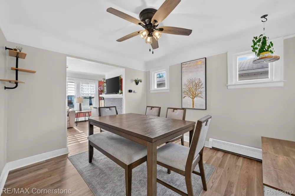 4040 Longtin Avenue Lincoln Park City, MI 48146