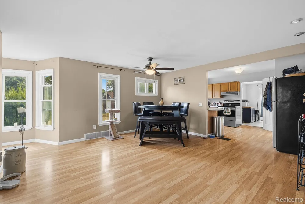 205 Mackinaw Street Durand City, MI 48429
