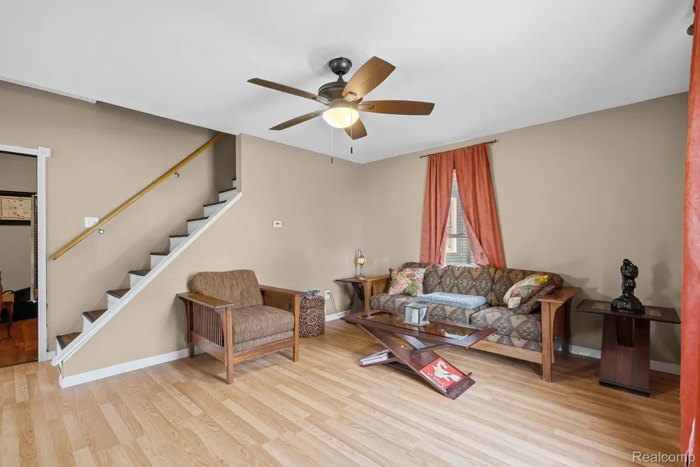 205 Mackinaw Street Durand City, MI 48429