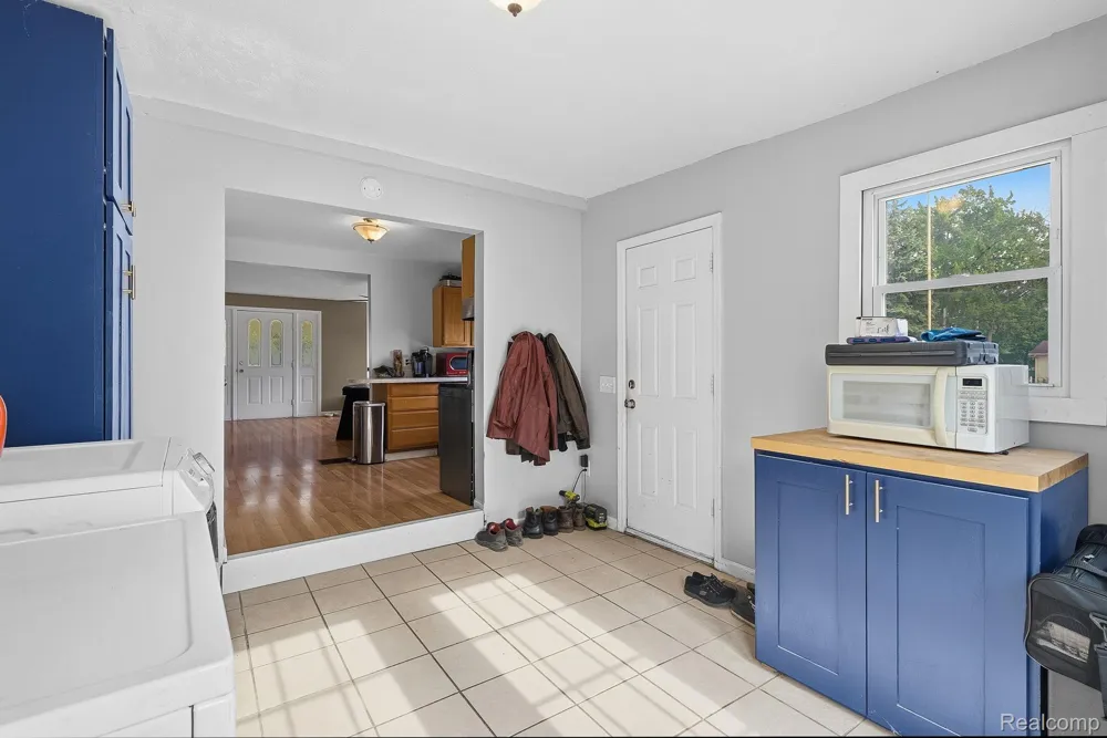 205 Mackinaw Street Durand City, MI 48429