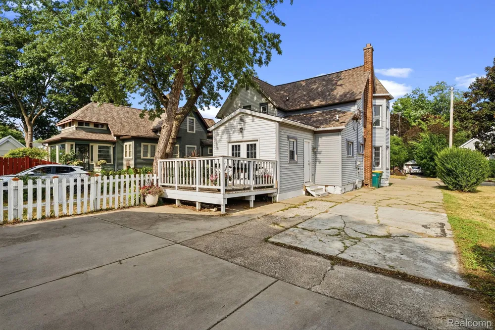 205 Mackinaw Street Durand City, MI 48429