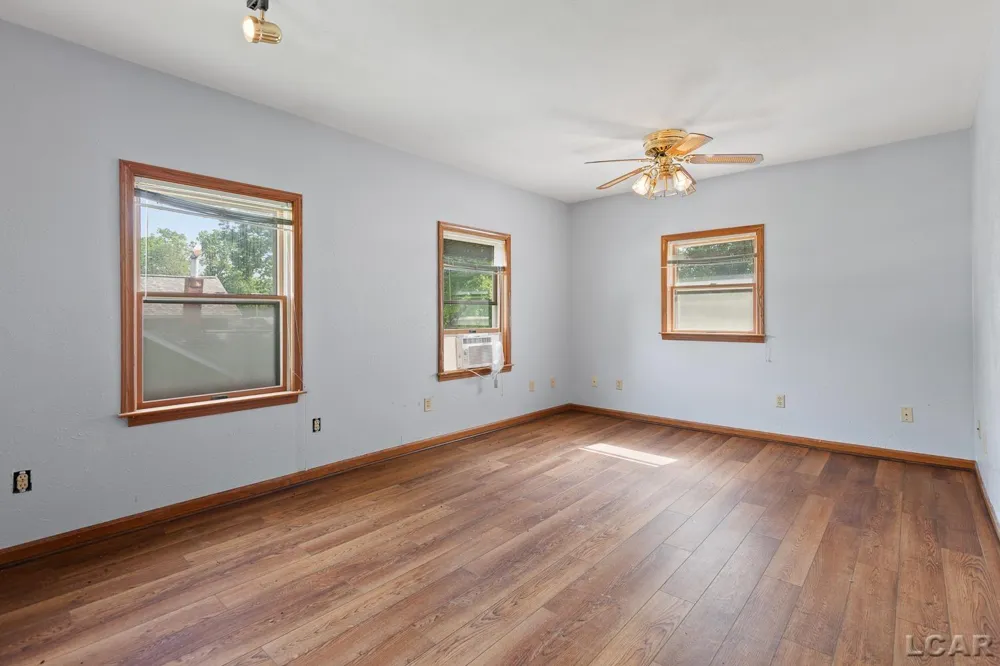 102 Division Street Tecumseh City, MI 49286