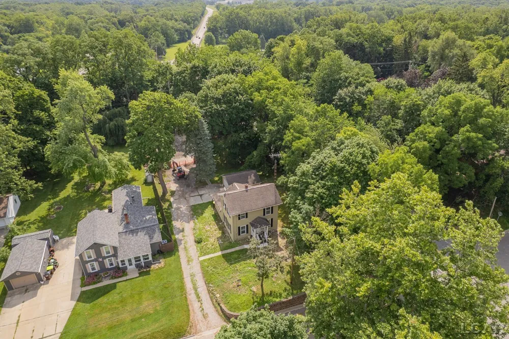 102 Division Street Tecumseh City, MI 49286