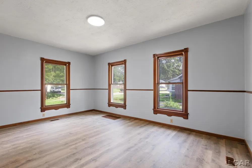 102 Division Street Tecumseh City, MI 49286