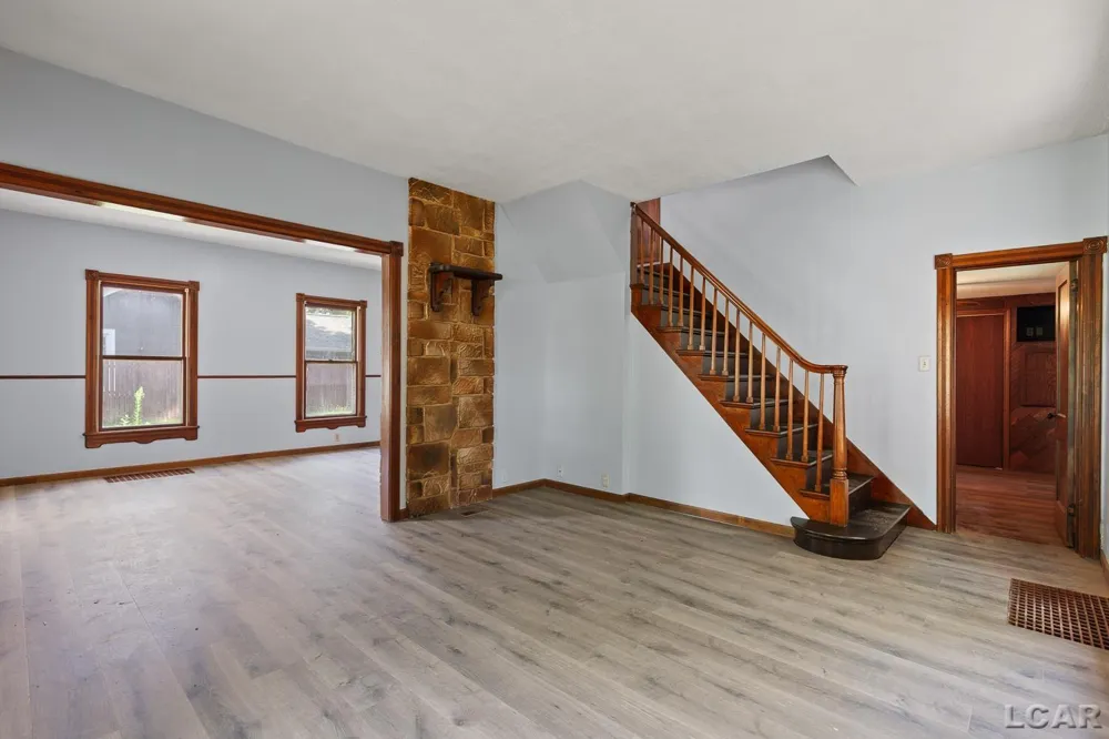 102 Division Street Tecumseh City, MI 49286