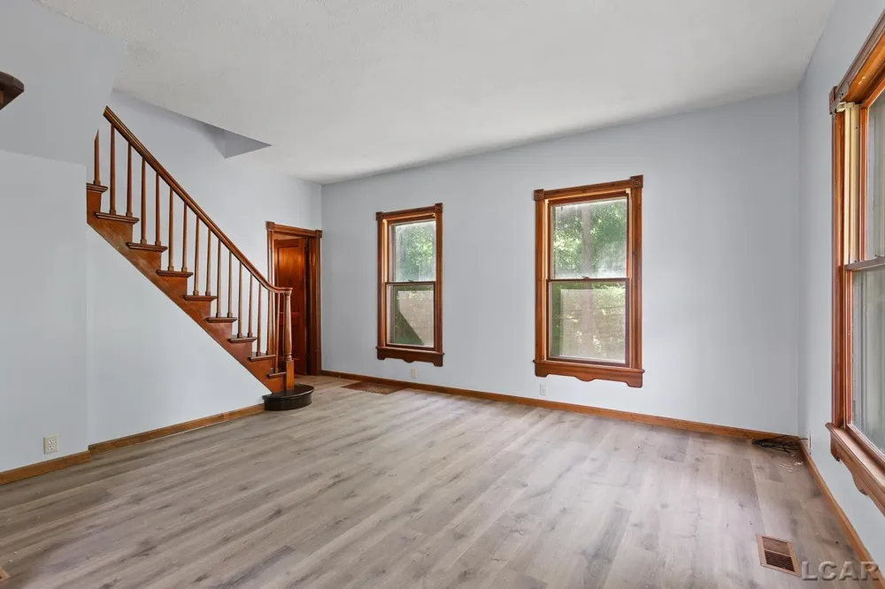 102 Division Street Tecumseh City, MI 49286