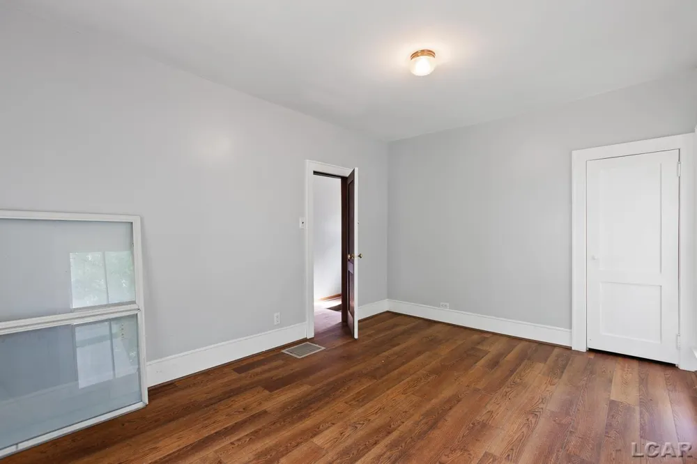 102 Division Street Tecumseh City, MI 49286
