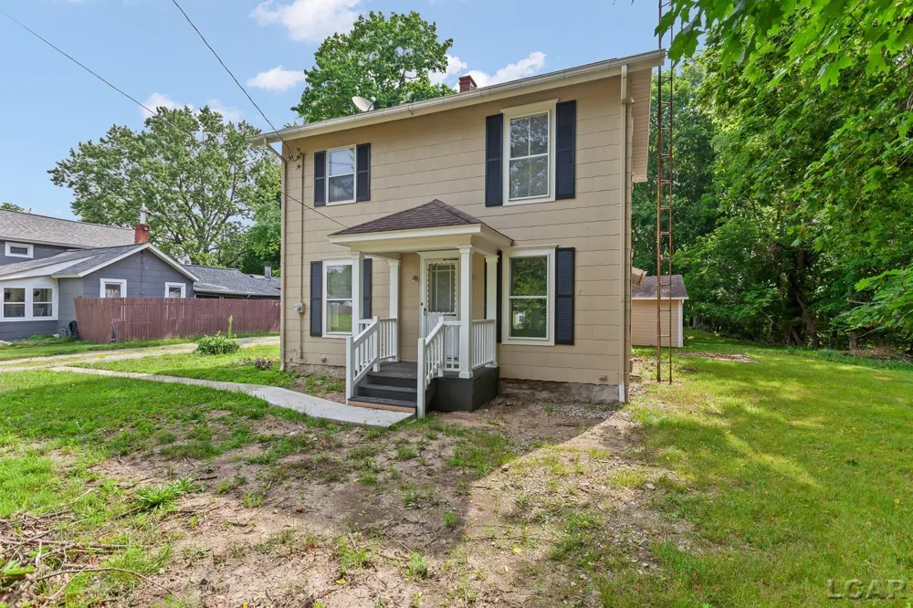 102 Division Street Tecumseh City, MI 49286