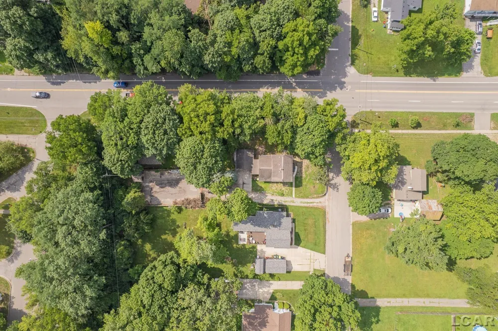 102 Division Street Tecumseh City, MI 49286