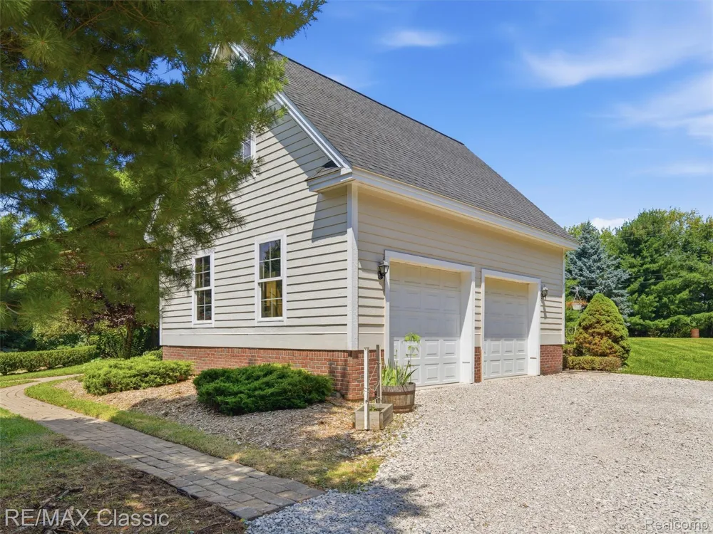 49770 7 Mile Road Northville Township, MI 48167