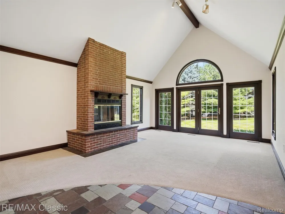 49770 7 Mile Road Northville Township, MI 48167
