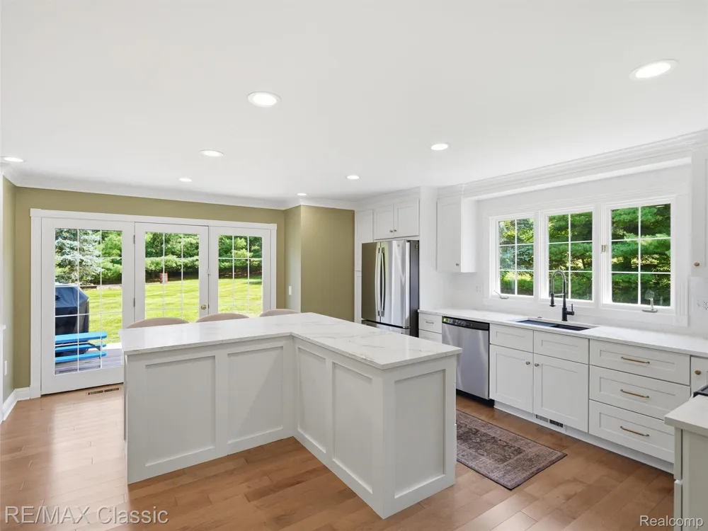 49770 7 Mile Road Northville Township, MI 48167