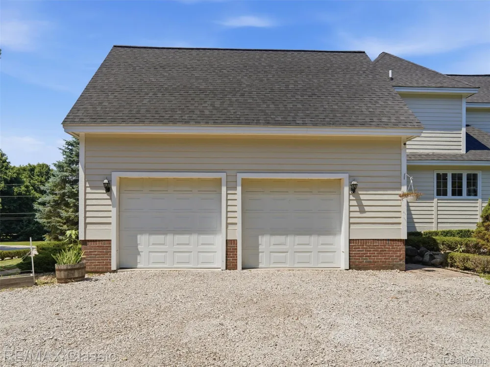 49770 7 Mile Road Northville Township, MI 48167