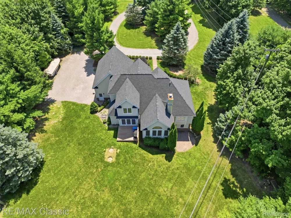 49770 7 Mile Road Northville Township, MI 48167