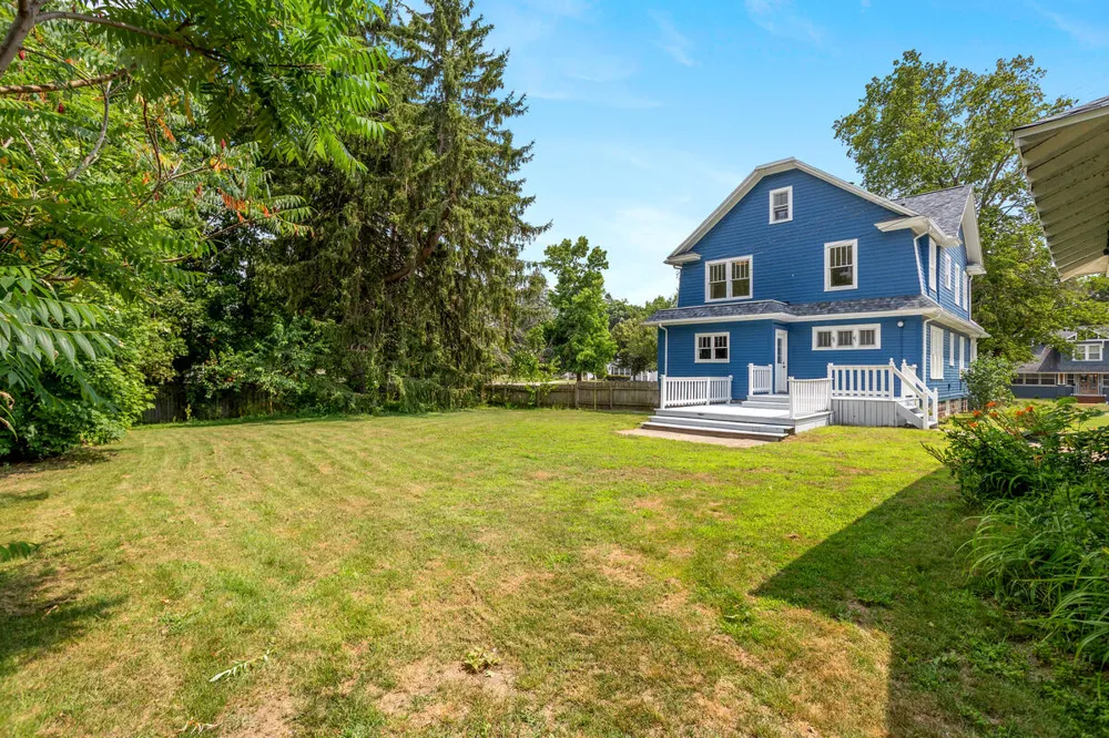 1205 E Michigan Avenue Albion City, MI 49224