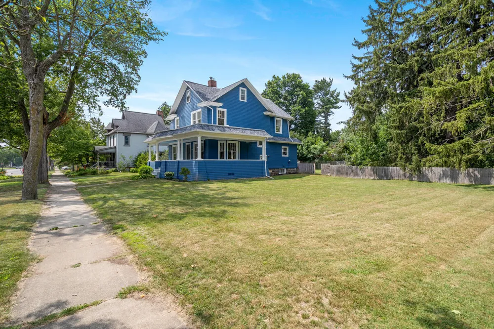 1205 E Michigan Avenue Albion City, MI 49224