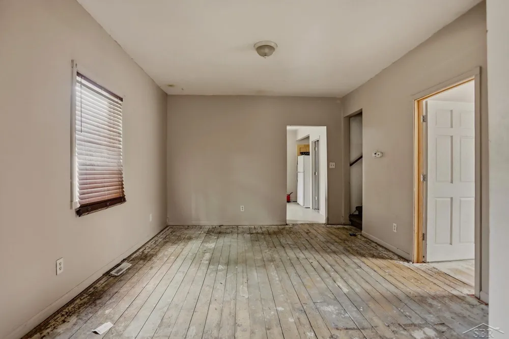 1427 Brown Street Saginaw City, MI 48601