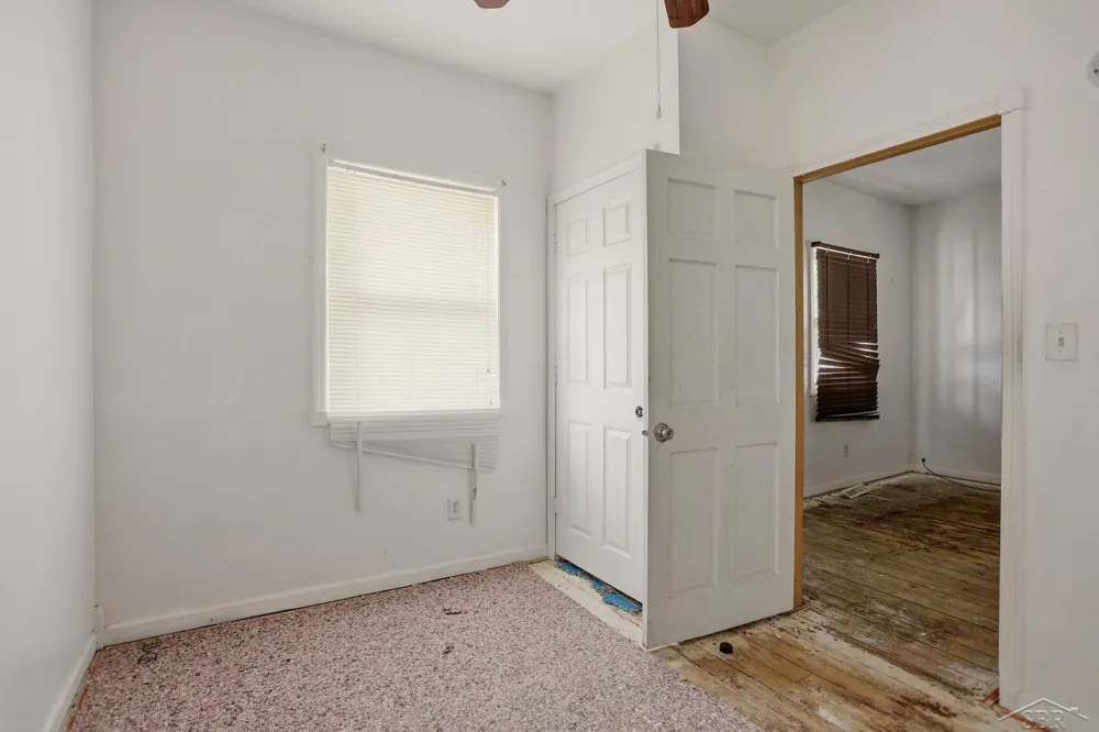 1427 Brown Street Saginaw City, MI 48601