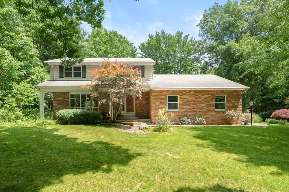 2910 5th Street Oshtemo Charter Township, MI 49009