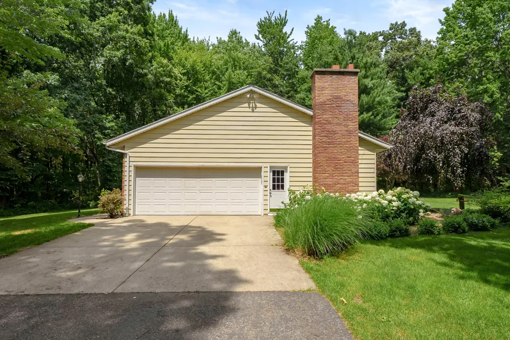2910 5th Street Oshtemo Charter Township, MI 49009