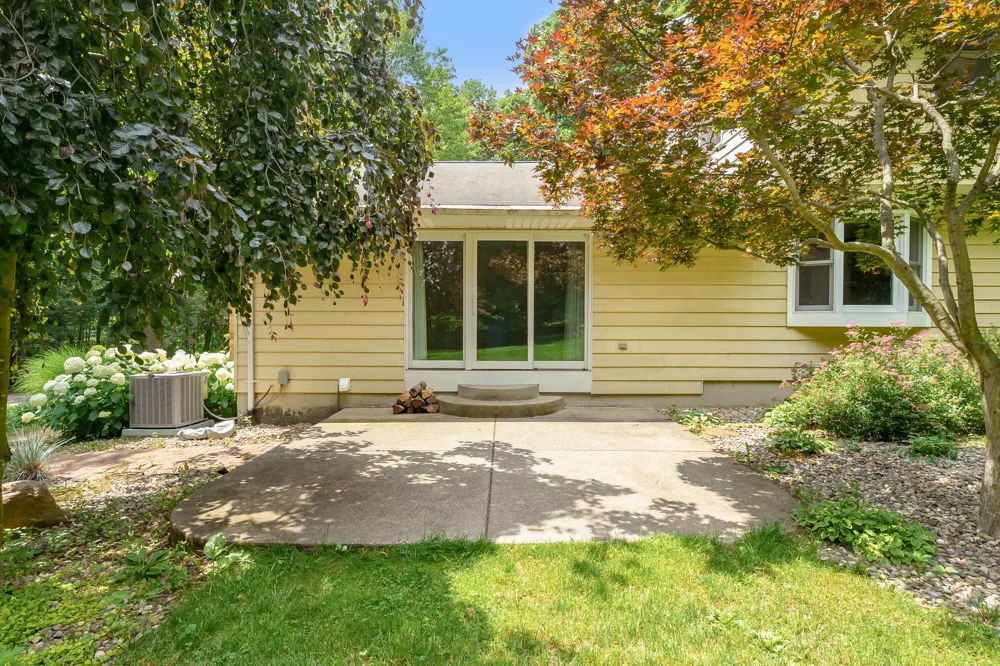 2910 5th Street Oshtemo Charter Township, MI 49009