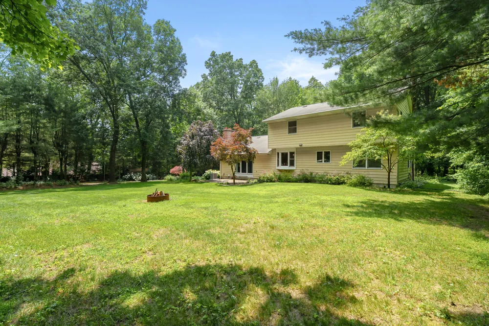 2910 5th Street Oshtemo Charter Township, MI 49009