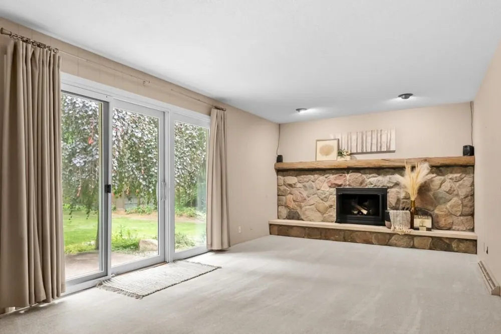 2910 5th Street Oshtemo Charter Township, MI 49009