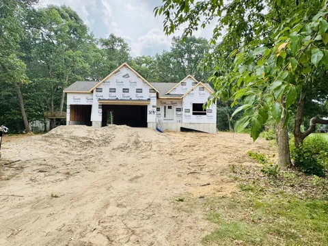 324 Hazelwood Court