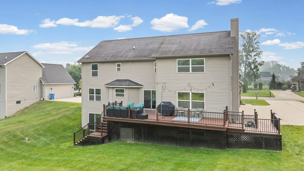 20903 Oak Tree Drive Lyon Charter Township, MI 48178