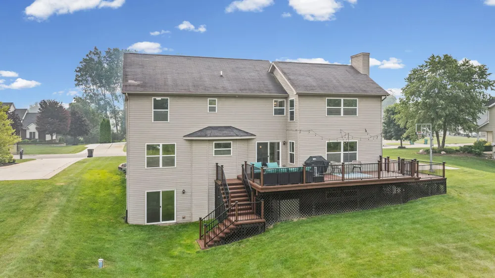 20903 Oak Tree Drive Lyon Charter Township, MI 48178