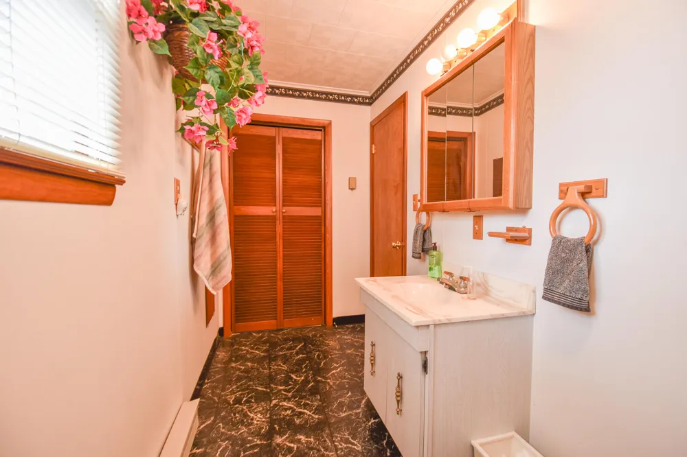 873 Driftwood Lane Quincy Township, MI 49082