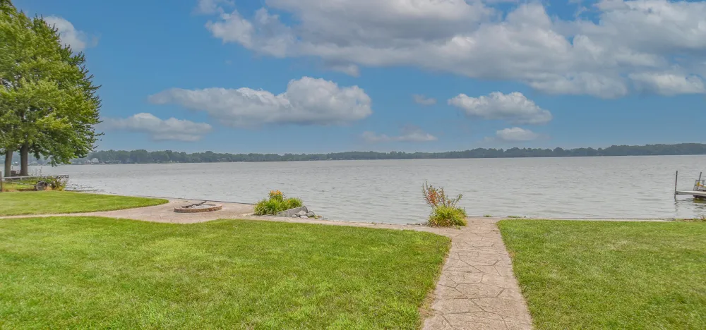 873 Driftwood Lane Quincy Township, MI 49082