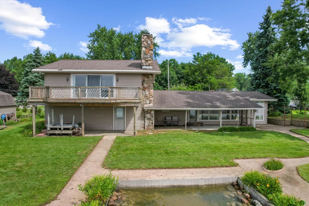 873 Driftwood Lane Quincy Township, MI 49082